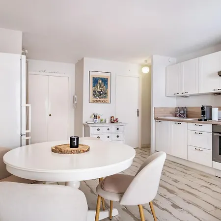 Sibel 2 Pieces Proche Pinede Plages Apartment Antibes